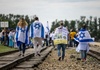 Auschwitz: Hamas-Opfer und Holocaust-berlebende gehen ''Marsch der Lebenden''