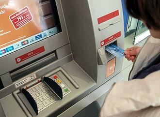 Wegner will Bargeldabhebungen mit Bezahlkarte begrenzen