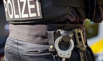 Brder sollen Waffen geschmuggelt haben - Festnahme in Berlin