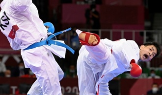 Japanischer Karatekmpfer treibt Bren mit Tritten in die Flucht