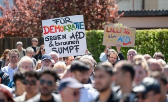 Auftakt von AfD-Europawahlkampf von Vorwrfen gegen Spitzenkandidaten berschattet