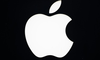 Sinkende iPhone-Verkufe stellen Apple vor Herausforderungen - Aktie steigt dennoch