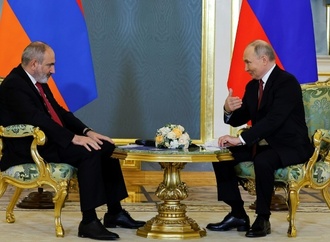 Nach Spannungen: Russlands Prsident Putin spricht mit Armeniens Regierungschef