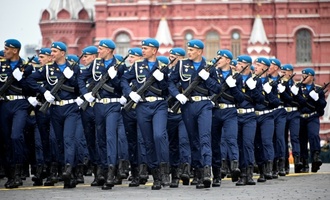 Putin droht bei Militrparade in Moskau mit Atomstreitkrften