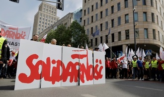 Tausende polnische Landwirte protestieren in Warschau gegen EU-Umweltpolitik