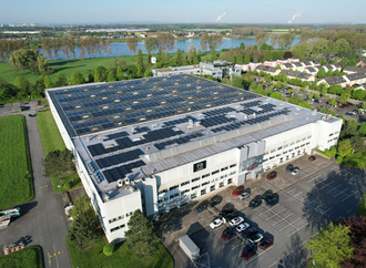 Mazda investiert in Photovoltaik