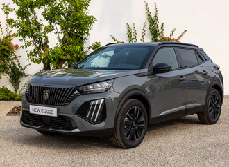 Erste Fahrt im neuen Peugeot e-2008