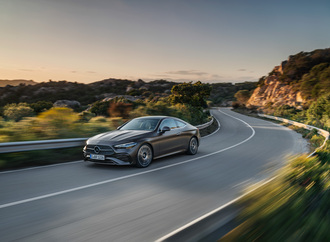Mercedes-Benz präsentiert neues CLE Coupe