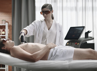 Haarentfernung mit Laser ohne Überhitzung