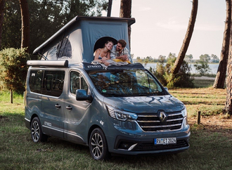 Renault Trafic mit vier Betten