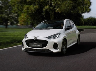 Mazda2 Hybrid: Update mit neuer Front und Farbe