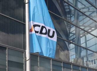 CDU strebt digitale Einwanderungsagentur an