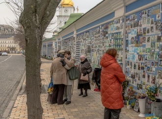 Zweiter Jahrestag des Ukraine-Kriegs: Von der Leyen und Meloni zu Besuch in Kiew