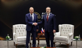 Außenminister Russlands und der Türkei beraten in Antalya über Ukraine-Krieg