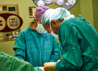 Kritik an Behandlungspauschale