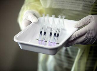 Stiko-Vorsitzender für Impfungen in Schulen