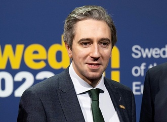 Simon Harris nimmt entscheidende Hrde auf Weg zu neuem irischen Regierungschef