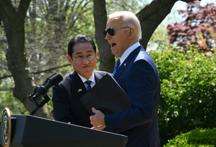 政治 – 米国と日本が防衛協力の強化を発表