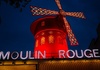 Windmhlenflgel am berhmten Pariser Cabaret Moulin Rouge  abgestrzt