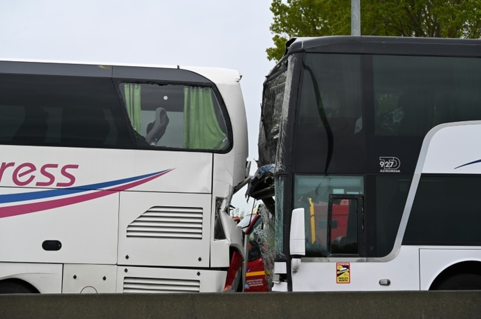Points chauds – Des écoliers allemands et français blessés dans un accident de bus en France