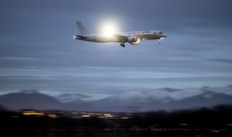 EU-Kommission wirft Fluggesellschaften falsche grne Versprechen vor