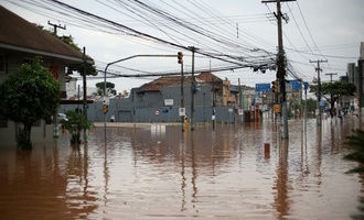 Mehr als 50 Tote bei schweren berschwemmungen in Brasilien