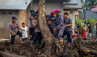 Zahl der Toten durch Hochwasser und Gerlllawinen in Indonesien auf 50 gestiegen