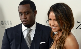 Rapper Sean ''Diddy'' Combs entschuldigt sich nach Video von Angriff auf Ex-Freundin