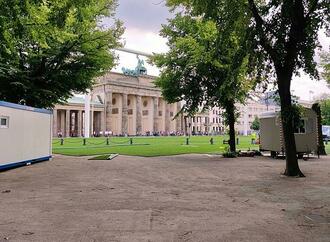 Bundesamt für Strahlenschutz: Kostenlose Sonnencremespender zur EM