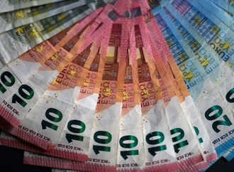 Schtzung: Privates Geldvermgen in Deutschland steigt 2024 weiter deutlich an