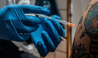 Urteil: Impfrzte haften nicht fr eventuelle Aufklrungsmngel vor Coronaimpfung