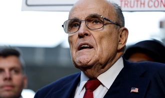 Falschbehauptungen ber US-Wahl: Trumps Ex-Anwalt Giuliani verliert Zulassung