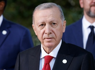 Vor Erdogan bei Trkei-Spiel: Kurdische Gemeinde fordert Verbot der Grauen Wlfe