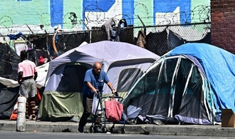 Kaliforniens Gouverneur ordnet Auflsung von Obdachlosencamps an