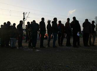 Steigende Asylzahlen von in Griechenland anerkannten Flüchtlingen