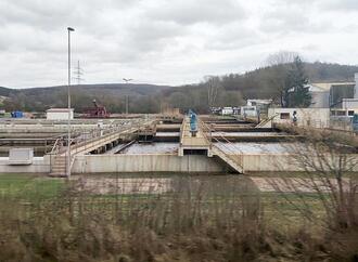 Abwassermenge in öffentlichen Kläranlagen zurückgegangen
