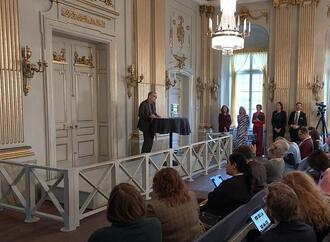 Südkoreanische Schriftstellerin Han Kang erhält Literaturnobelpreis