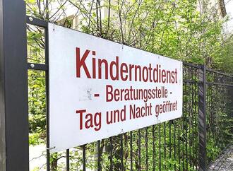 Wieder mehr junge Menschen in Heimen und Pflegefamilien