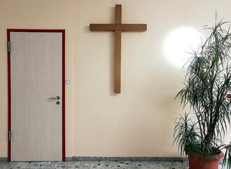 Vertrauen in evangelische Kirche sinkt auf Rekordtief