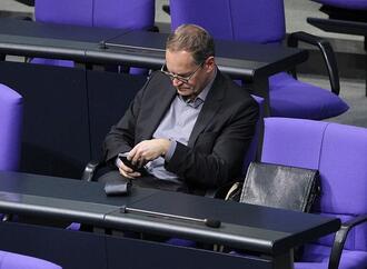 Rufe aus SPD nach mehr Regulierung von Kommunikationsplattformen