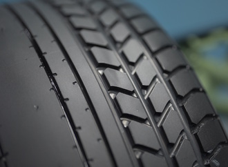 40 Jahre Pirelli P Zero - Schwarz und schnell