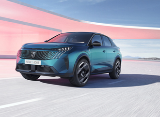 Peugeot E-3008/E-5008 - Neuer Allradantrieb und mehr Stauraum 