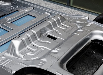 E-Auto-Brände  - Renault gibt Löschzugang-Patente frei