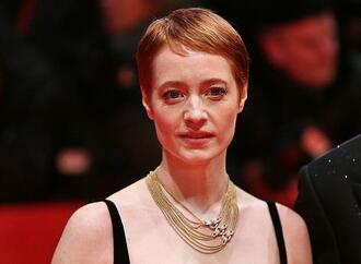 Leonie Benesch wurde als Kind früh mit dem Tod konfrontiert