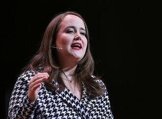 Lang nennt Merz` Umgang mit Schuldenbremsenreform ''Sauerei''