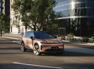 Lynk & Co. 08 - Stecker-Hybrid mit Riesen-Reichweite 