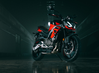 Aprilia Tuono 457 - A2-Power mit Racing-DNA