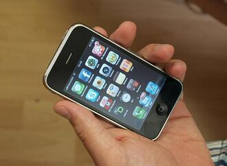 Knapp jeder Zweite kauft gebrauchte Smartphones