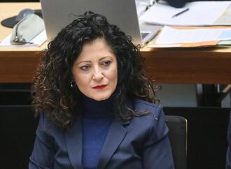 Berlins Sozialsenatorin verteidigt Kirchen gegen Kritik von Klöckner