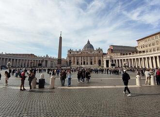 ZdK erwartet vom neuen Papst weitere Gleichberechtigungs-Schritte